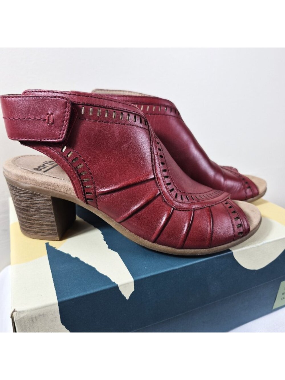 Earth Steph Moza Red Leather Slingback Open-Toe Sandals 7M Block Heel 2"